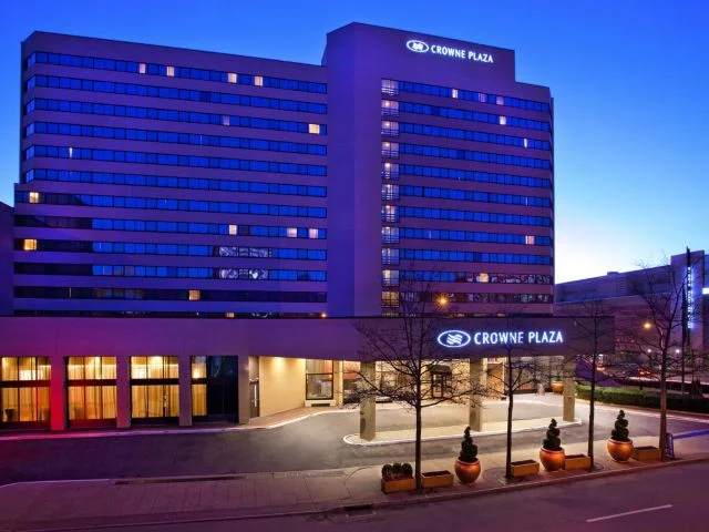 crowne-plaza-white-plains-2605076220-4x3.jpg