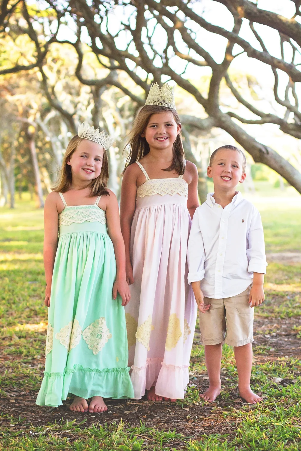 Siblings at Fort Fisher in Well Dressed Wolf Preorder Maxis