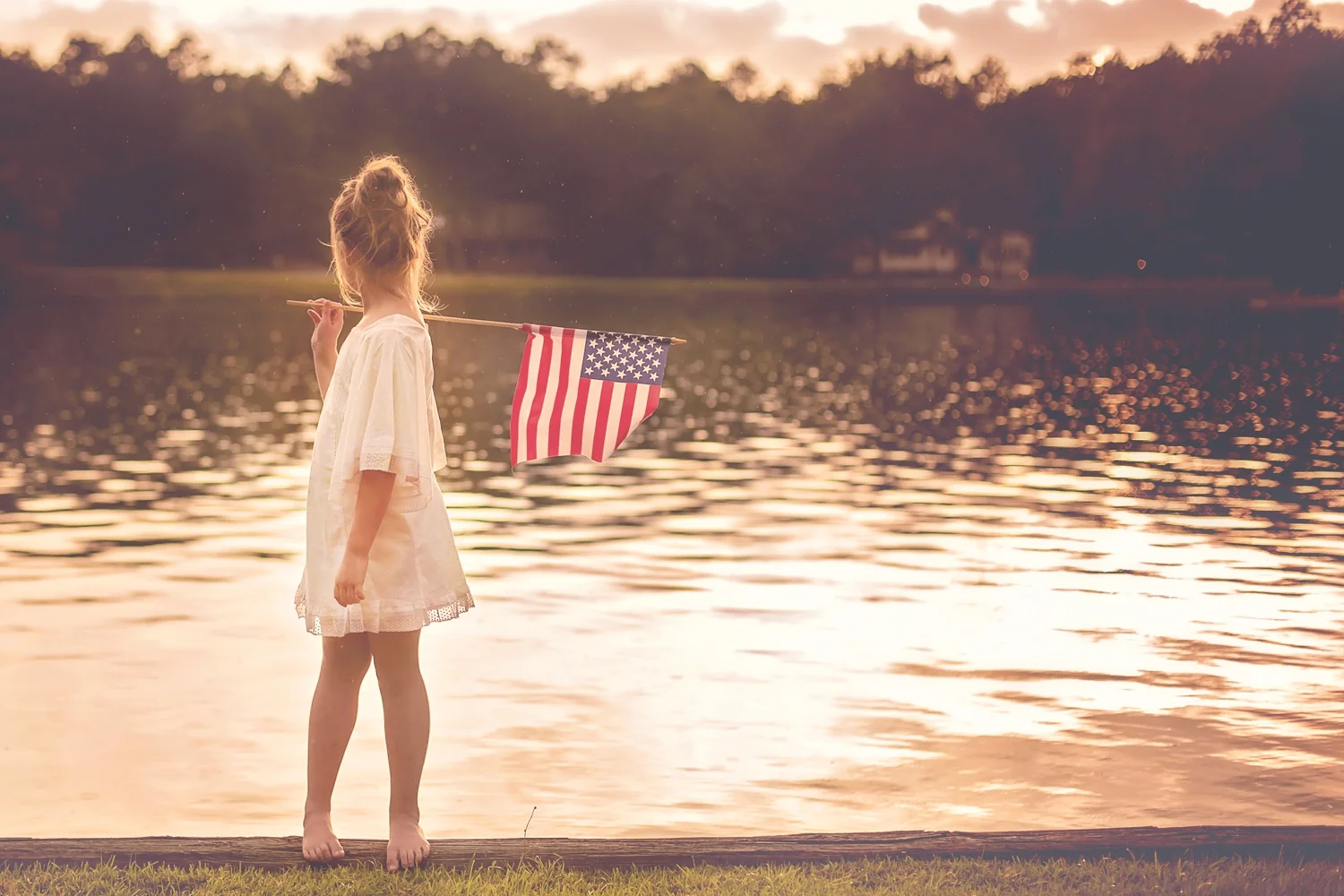 Patriotic Child Photo with Flag at Seven Lakes
