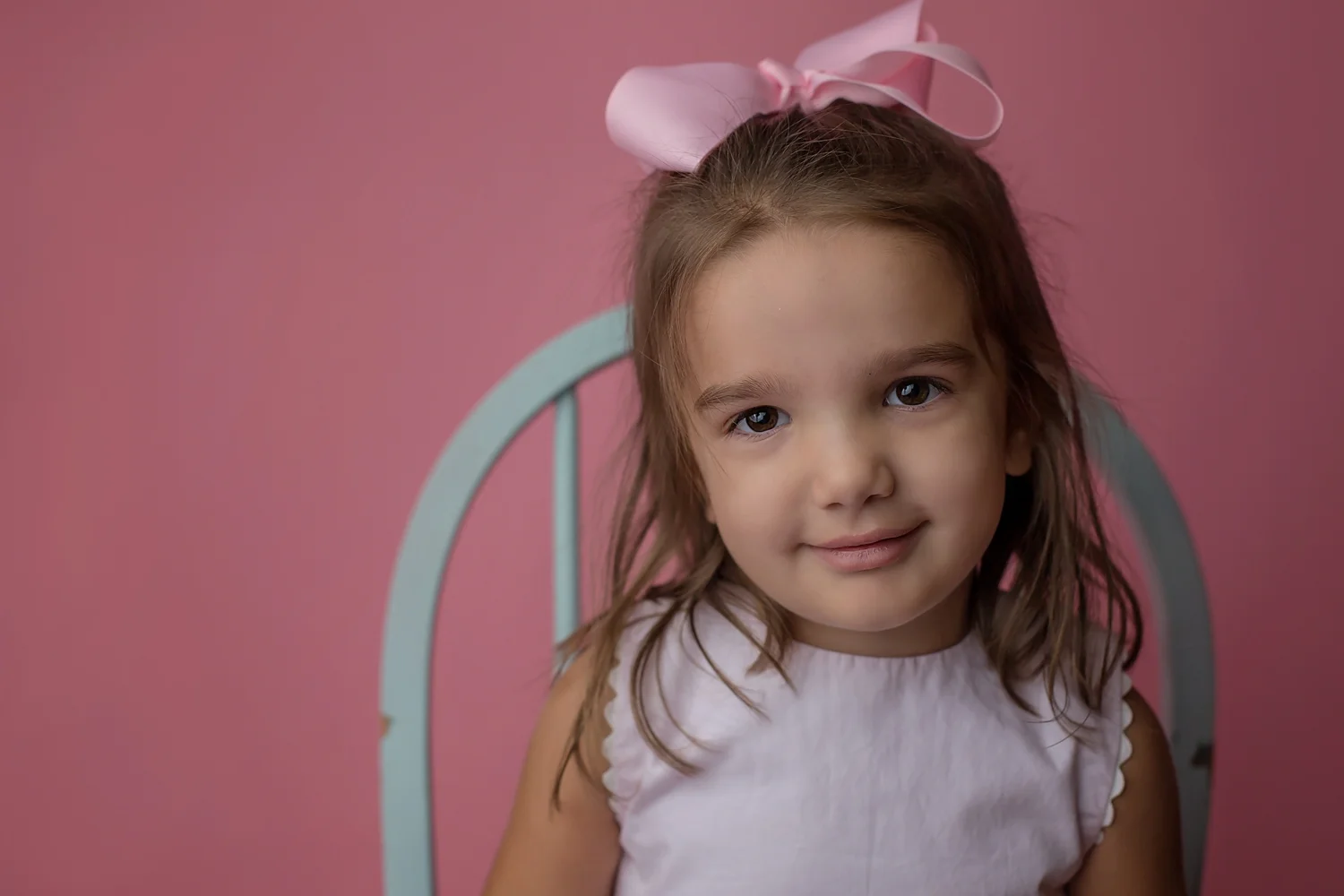Beautiful Child Birthday Photo in Studio 4 yr old