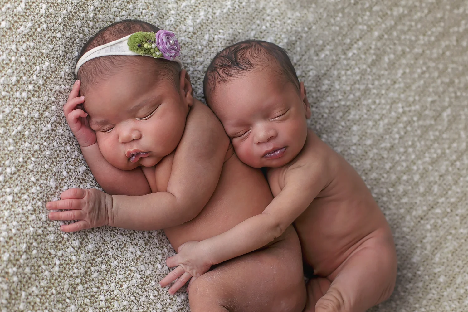 Newborn Twin Photo brother and sister