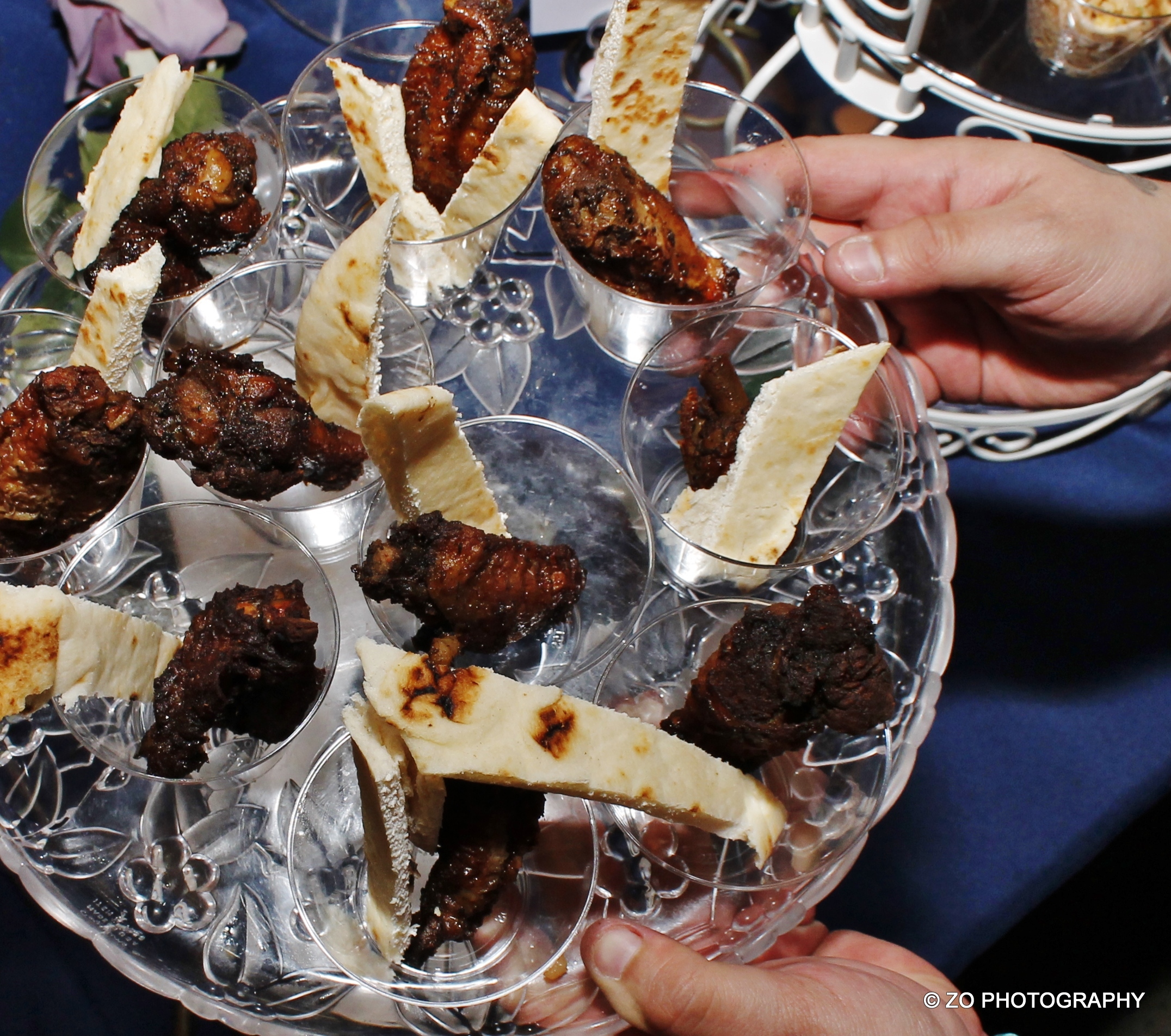 Rum Jerk Wings w/ Naan Bread Slices