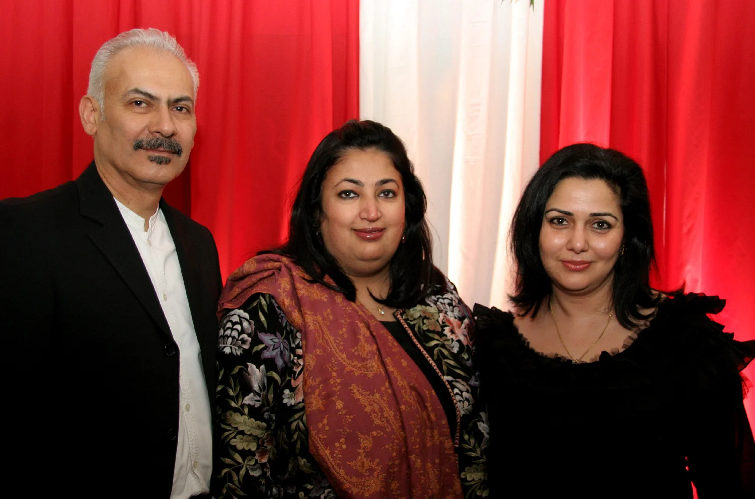 a-touch-of-bollywood_3370509376_o.jpg