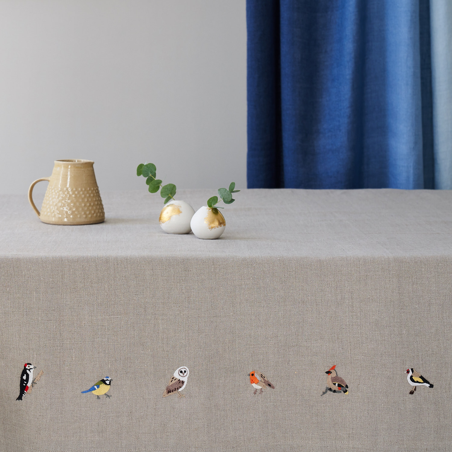 Craft-Editions-Mogalakwena-Bird-and-Leaf-Tablecloth-2.jpg