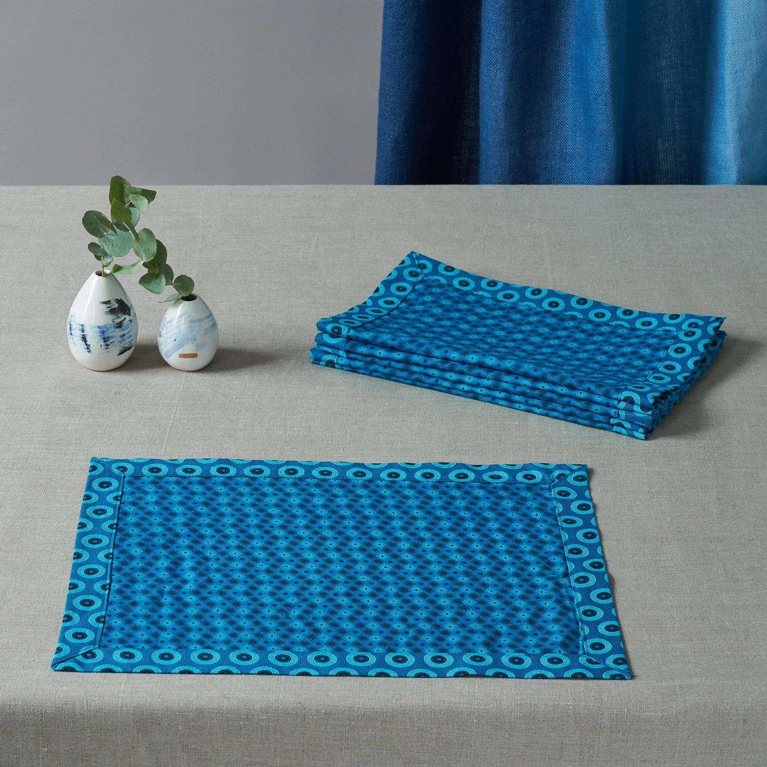 Craft-Editions-Hands-Design-ShweShwe-Place-Mats-2.jpg