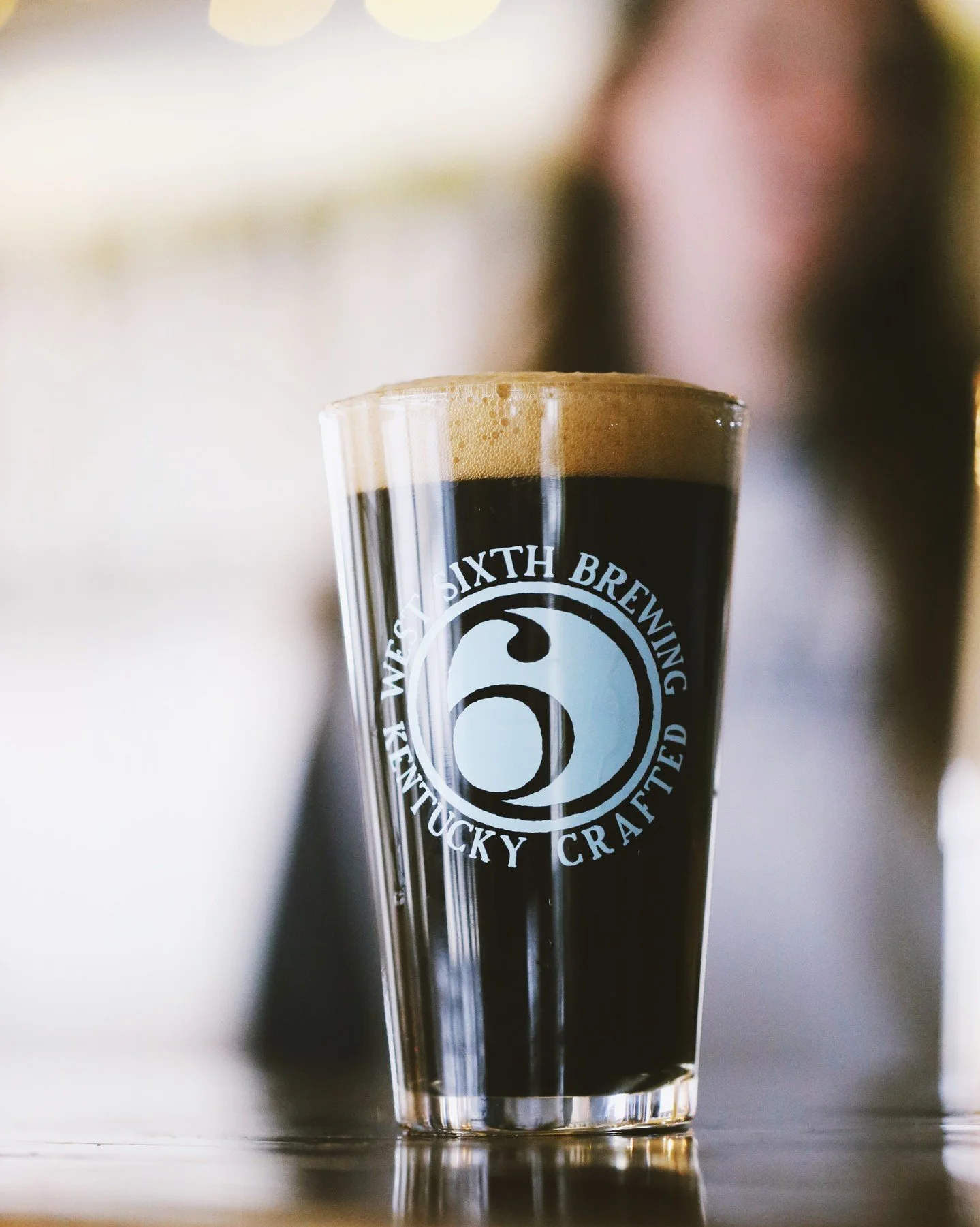 We've got a ton of delicious dark brews on tap right now for this chilly weather. Castlewood, Snake Eyes, Cocoa Porter...take your pick, and cozy up in the taproom this weekend! 👀🖤#DarkBeerSzn #CozyTR