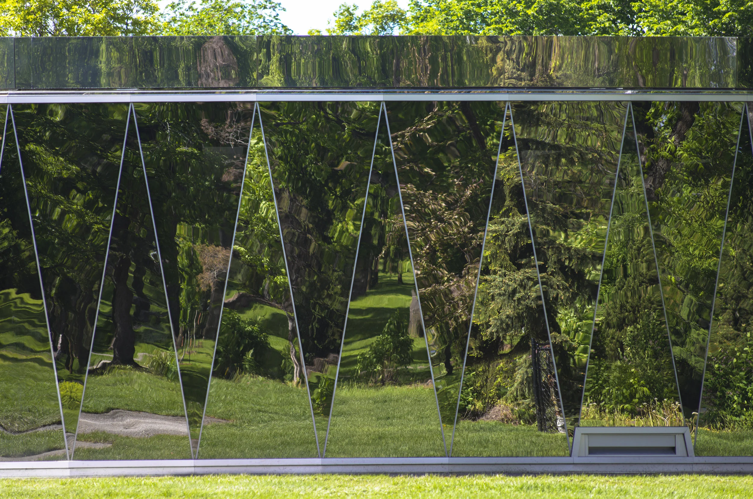 Borden Park Pavilion - mirrored glass facade elevation detail