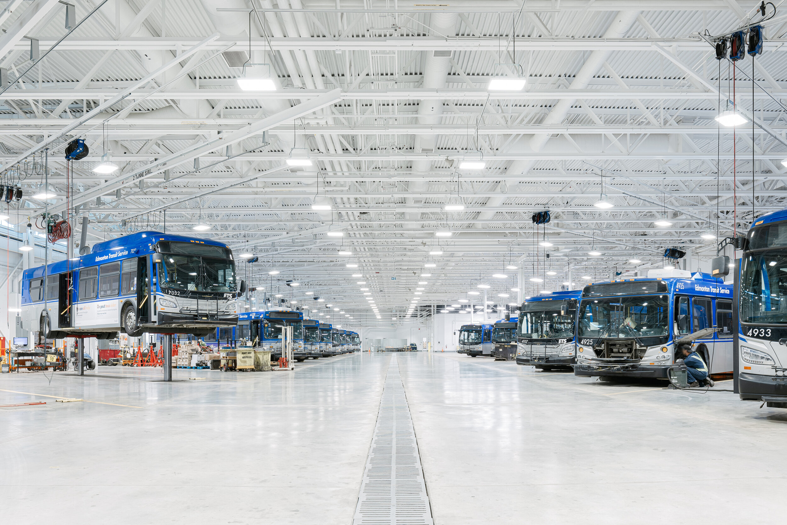 Kathleen Andrews Transit Garage - Interior Maintenance and Stora