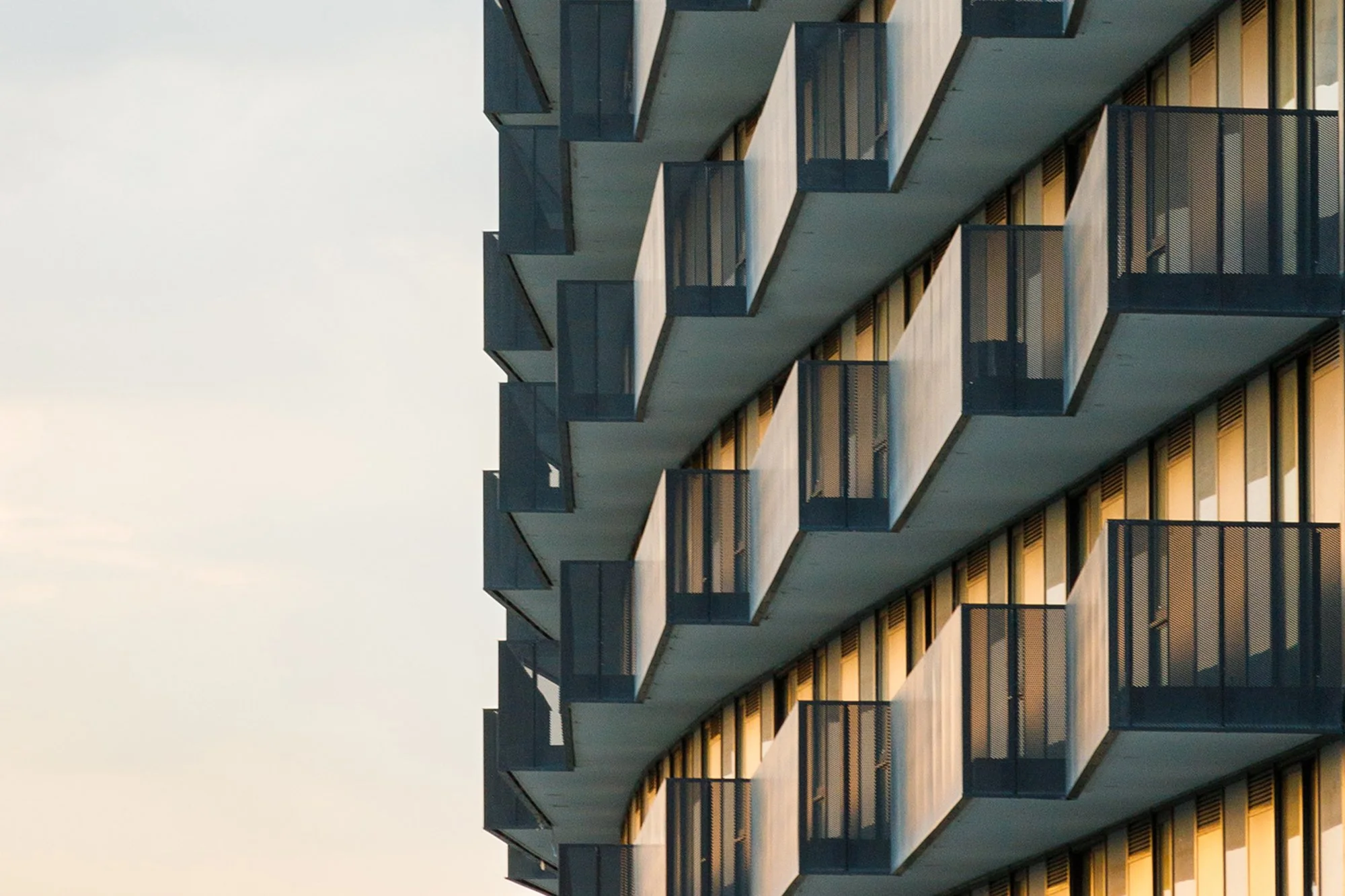 Tretti Condominiums