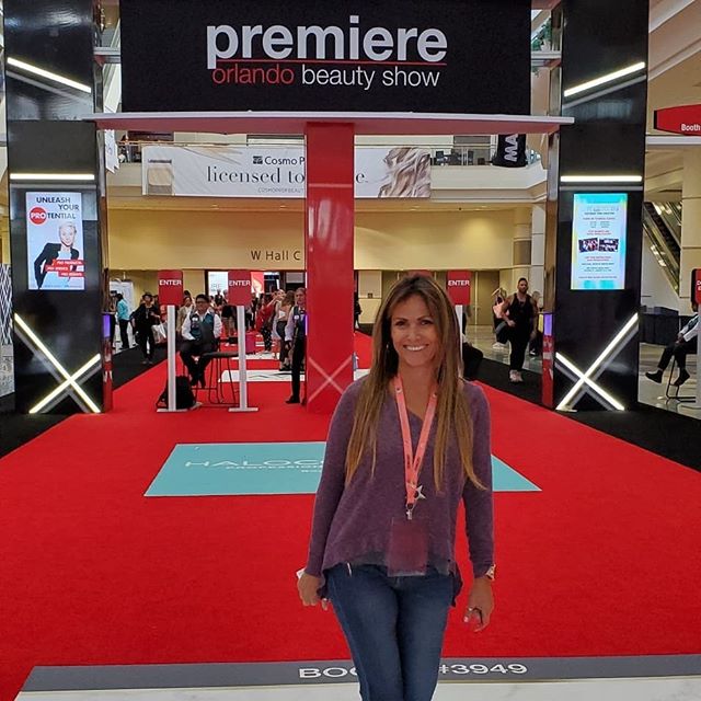 Throwback Thursday to the #premiereorlando show! Had so much fun spending time with the @hairapthist_etc girls and learning about the newest products and techniques!