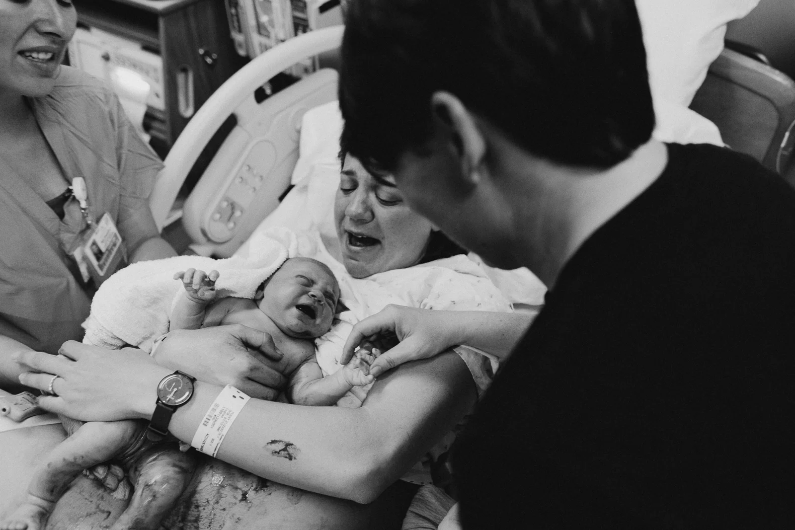 ohhappydawnphotographybirths-8.jpg