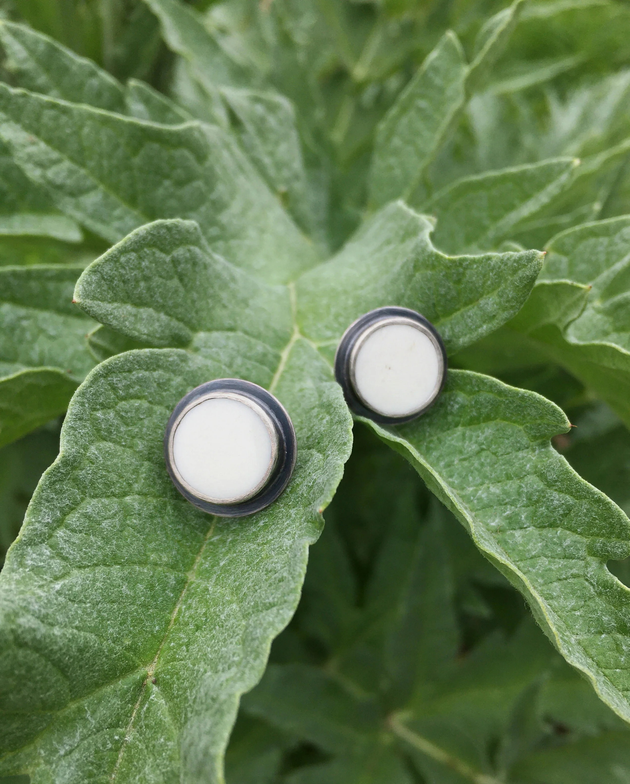 lrg bone studs.jpg