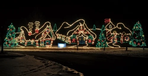 Holiday Fantasy of Lights: 11/16 - 1/1 Alum Creek light display and Santa’s House. $20-$30 per car; free cookies and cocoa at the Santa House.