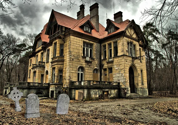 haunted house.jpg