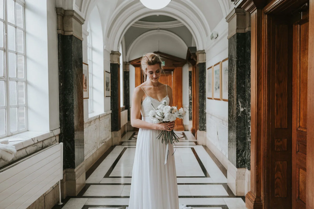 London-Hackney-Town-Hall-Alternative-Wedding-flowers-design-by-nature-2.jpg