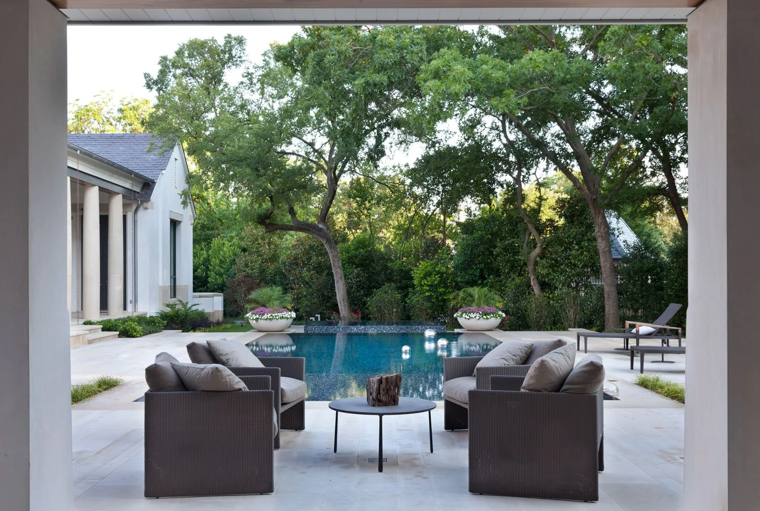 preston-hollow-negative-edge-pool-meadowbrook-1500pixels.jpg