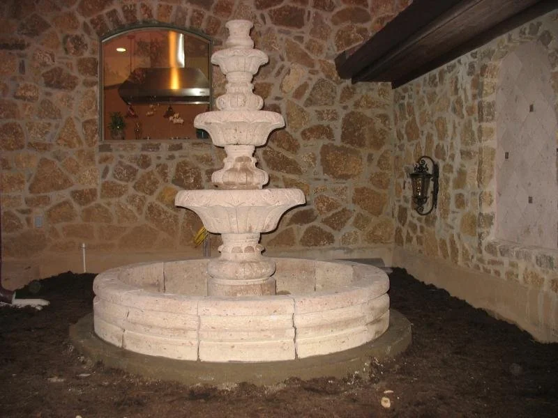 Ornate_Fountain_Cafe_II.jpg