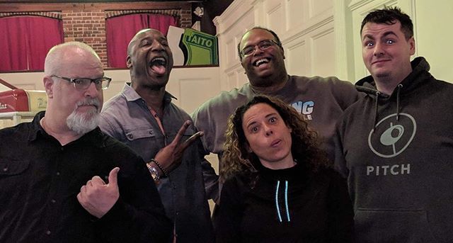 A fantastic night at The Luna Theatre&rsquo;s Mondo Monday Comedy with Chris Tabb, Rasheed Townes, Sarah Francis and David McLaughlin. @the_luna_theater @christabbshow @coolhandra @davidmcglofflin @comedianperson