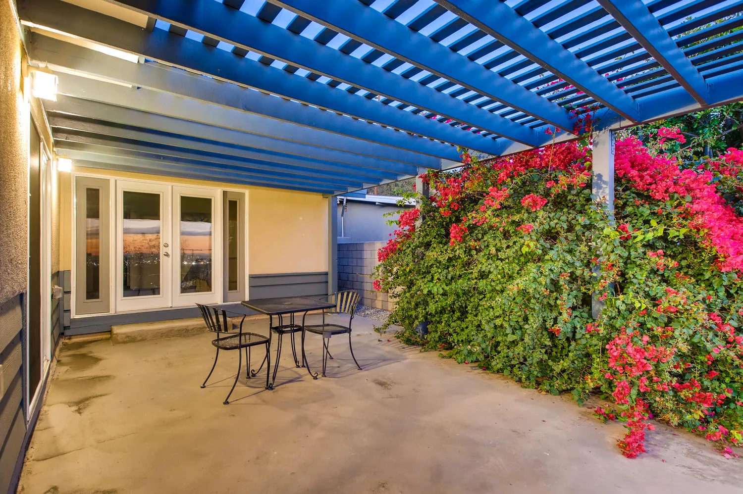 12503 Honolulu Ter Whittier CA-large-032-29-Patio-1500x998-72dpi.jpg