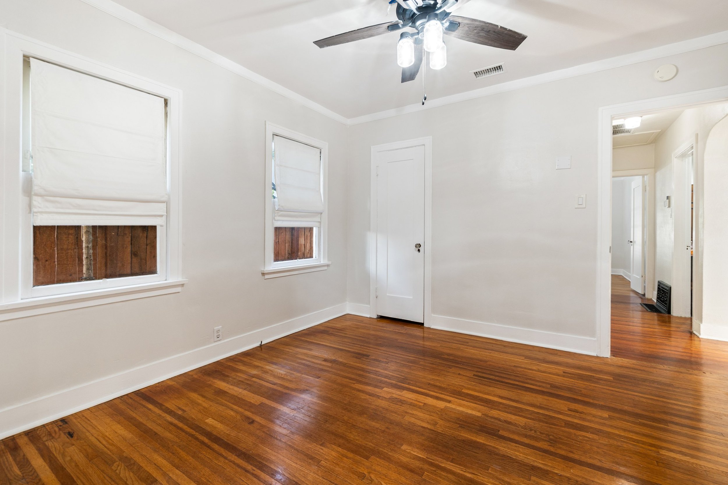 29-7741-friends-ave-whittier.jpg