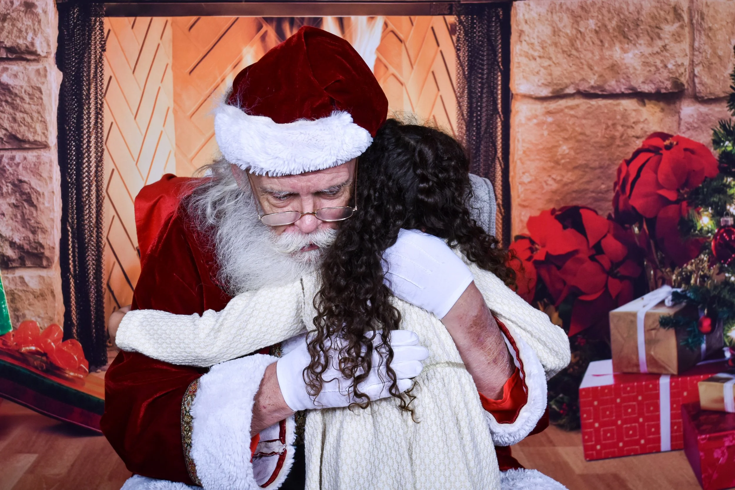 Team Remo Photos with Santa 2025 - Henein Family 1.jpg