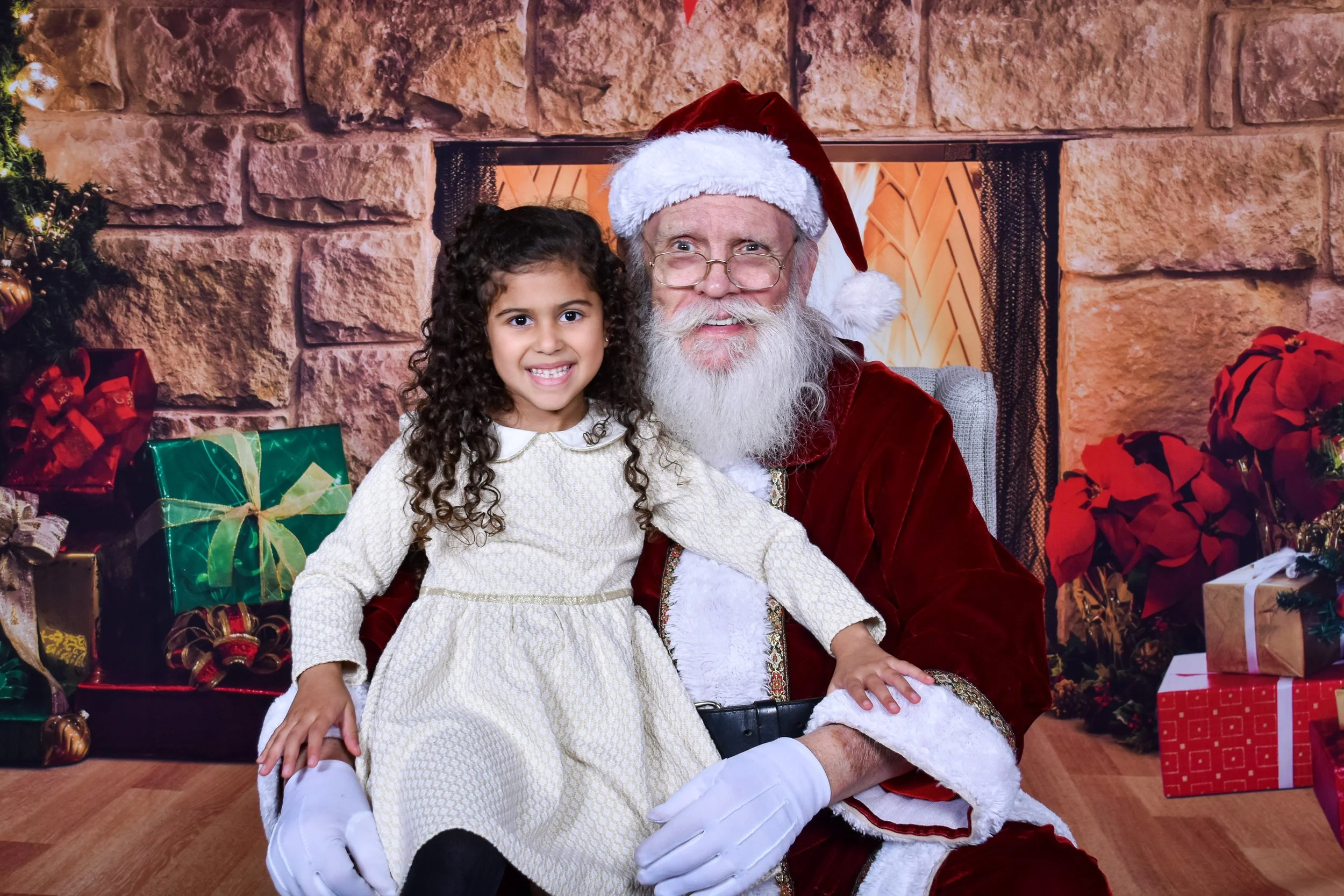 Team Remo Photos with Santa 2025 - Henein Family 2.jpg