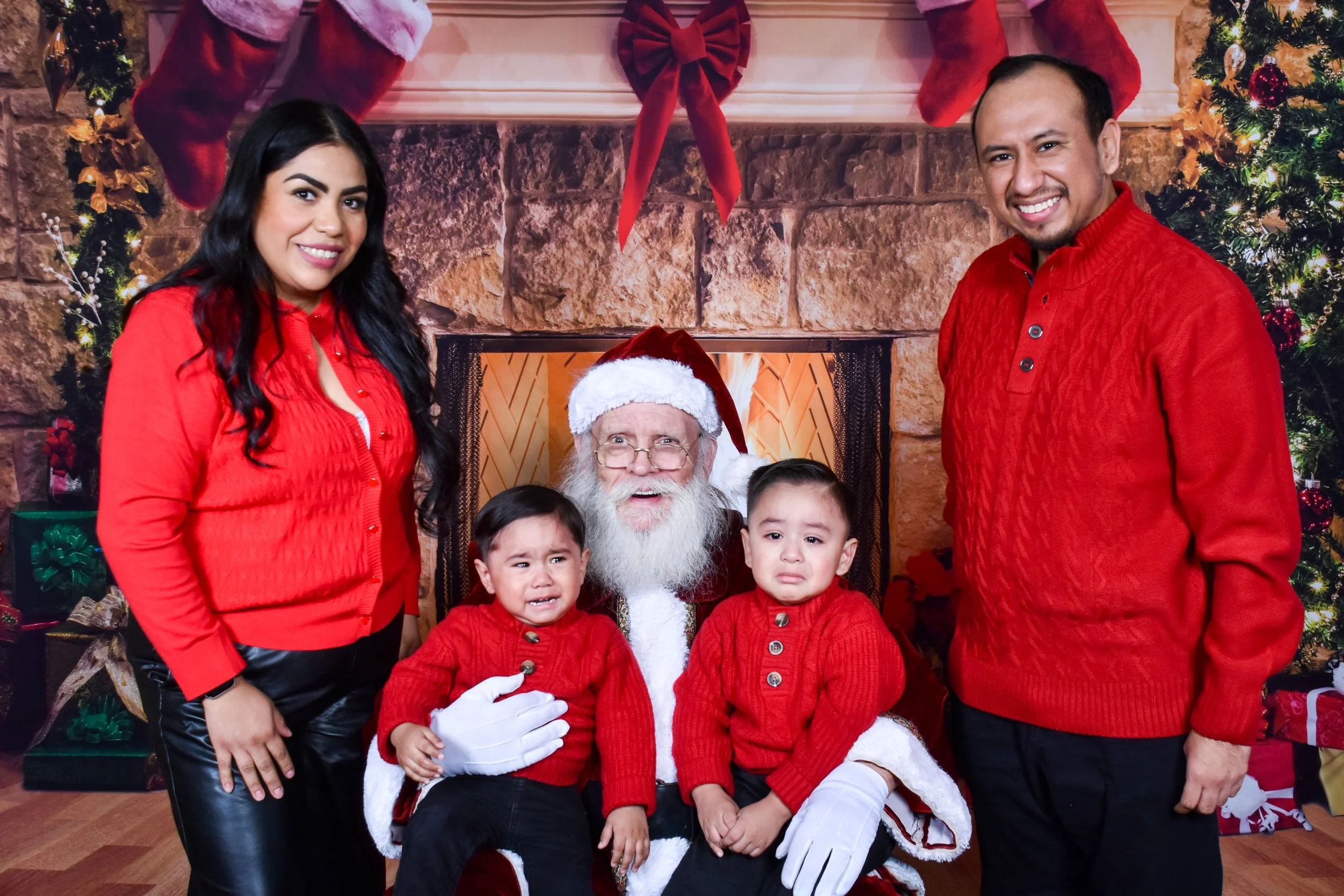 Team Remo Photos with Santa 2025 - Miramontes Family 2.jpg