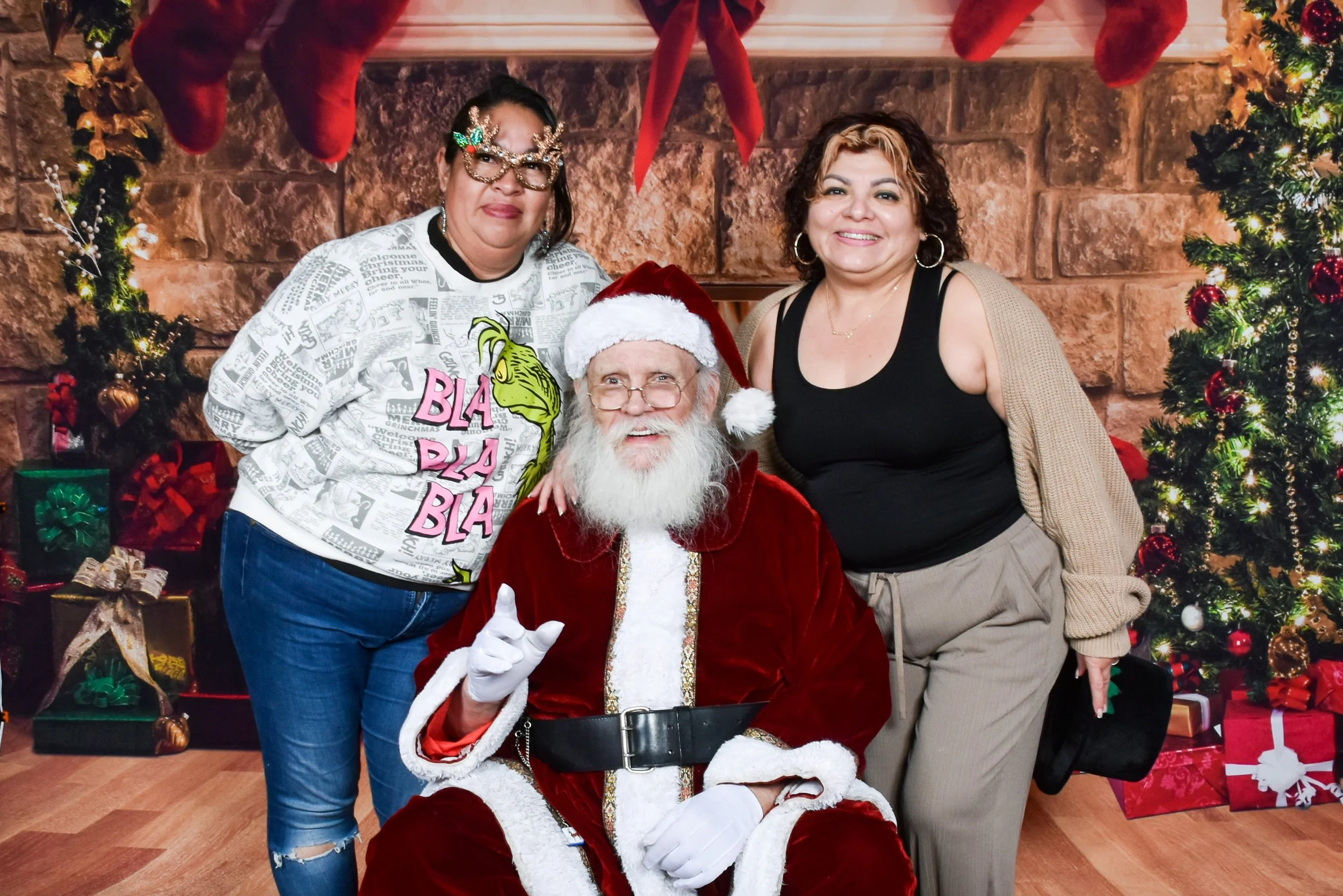Team Remo Photos with Santa 2025 - Sanchez Family 3.jpg