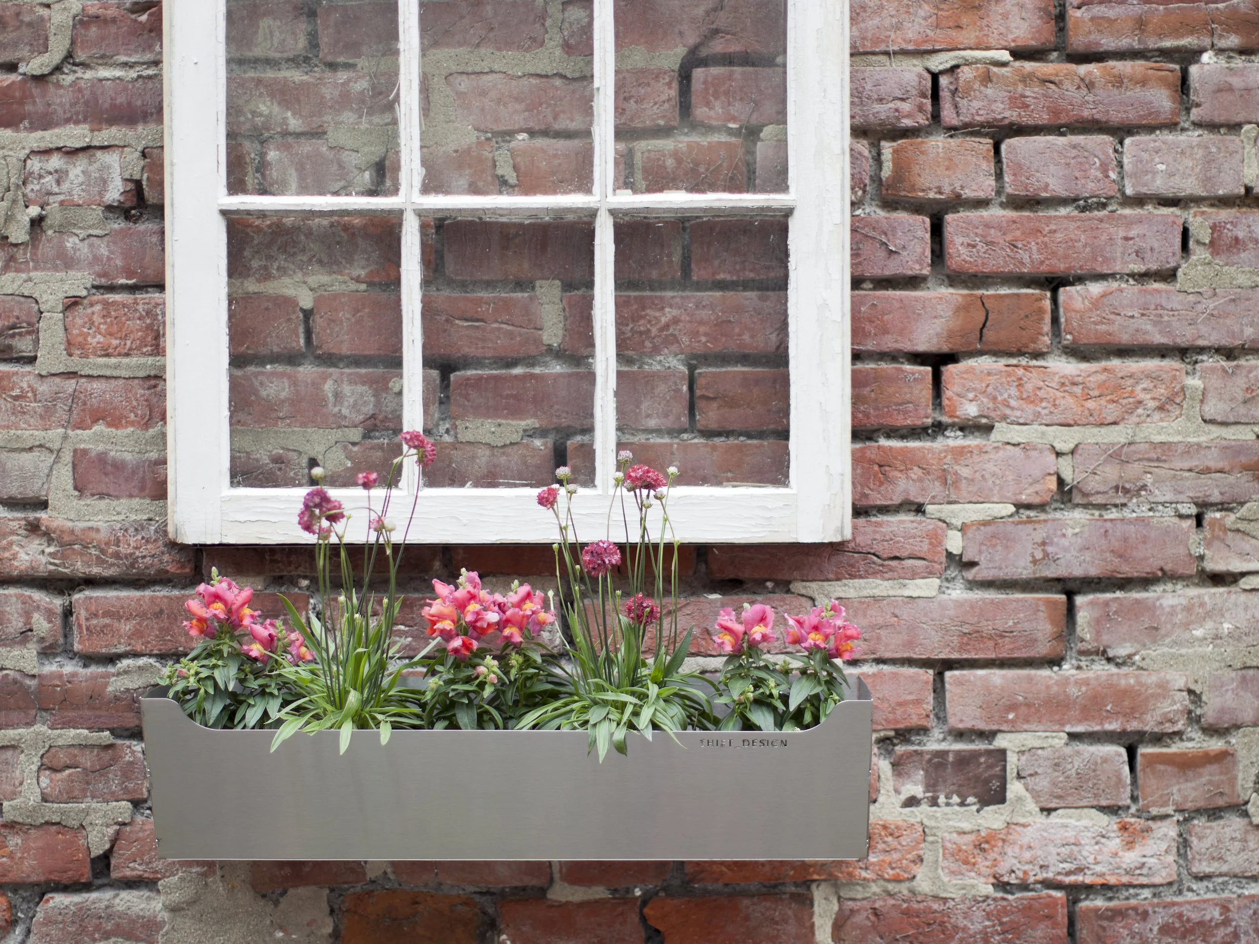 EDGELY Window Box / INOX