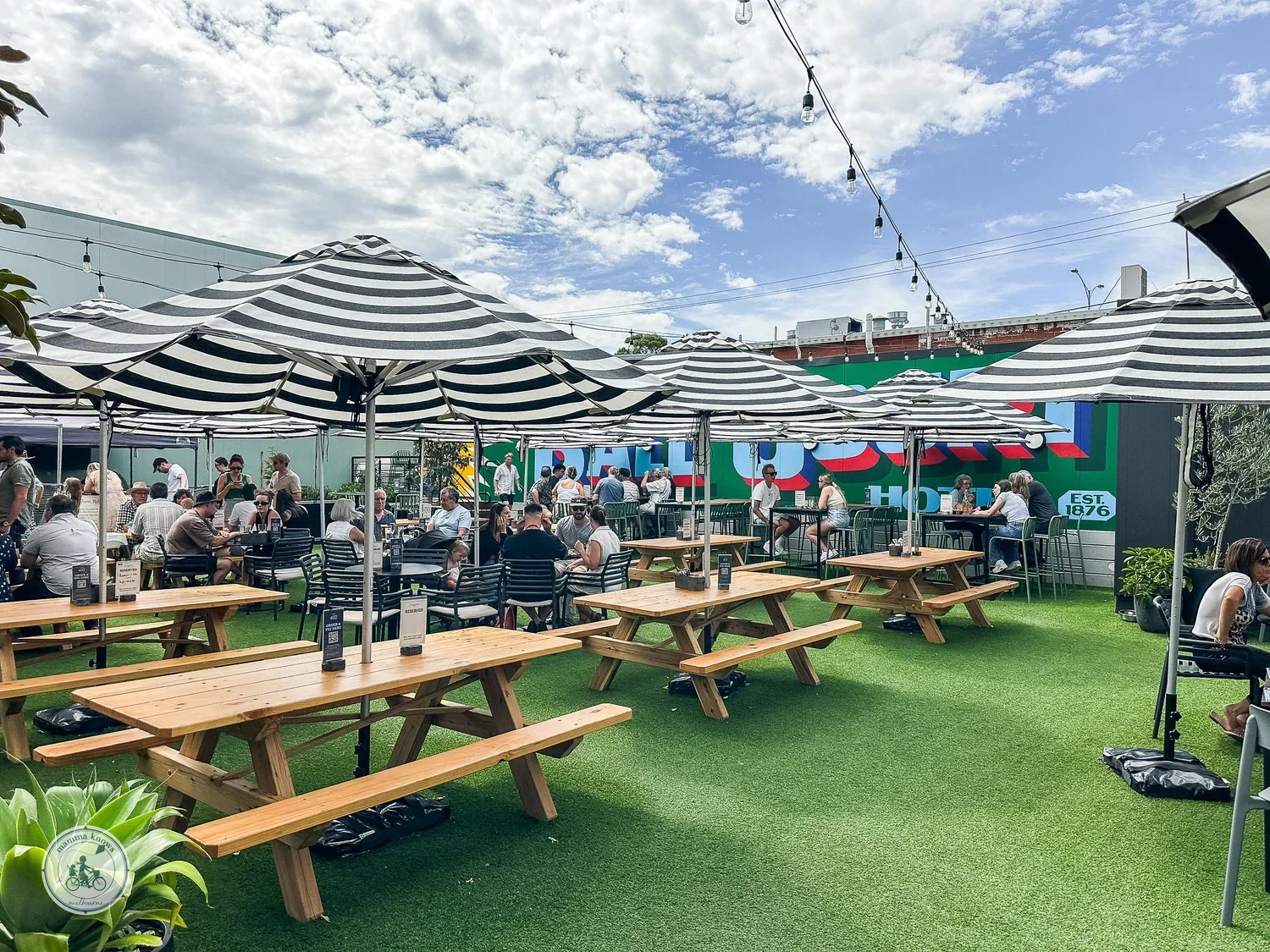 The Ball Court Hotel Kids Eat Half Price Sundays Outdoor Playground Great Pub Melbourne's North West