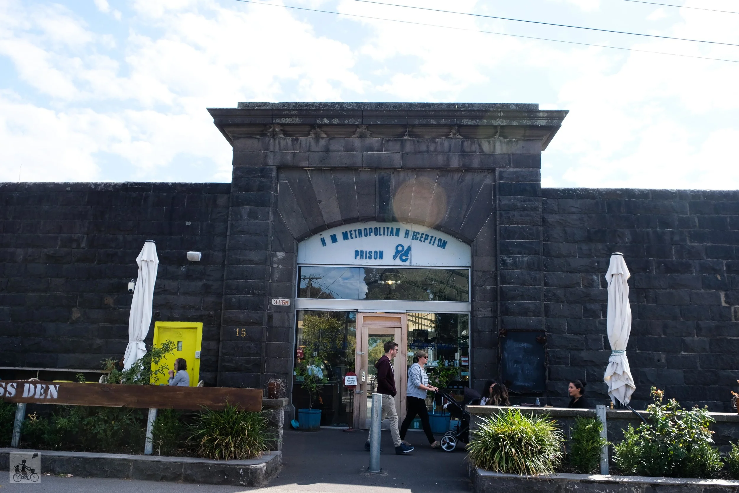 the glass den, coburg - mamma knows north