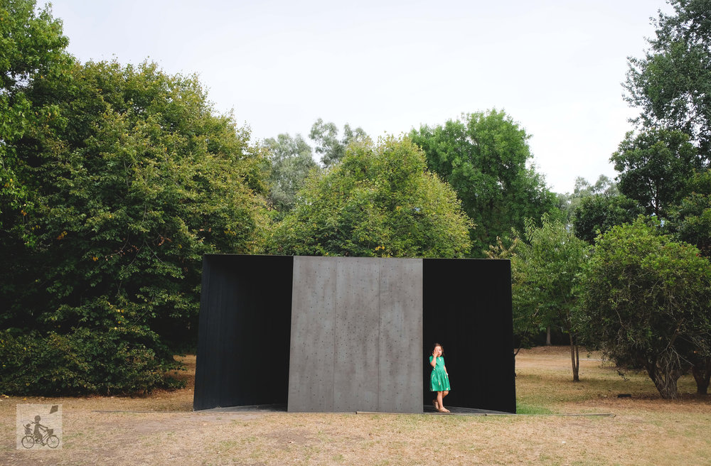 heide sculpture gardens, bulleen - mamma knows north