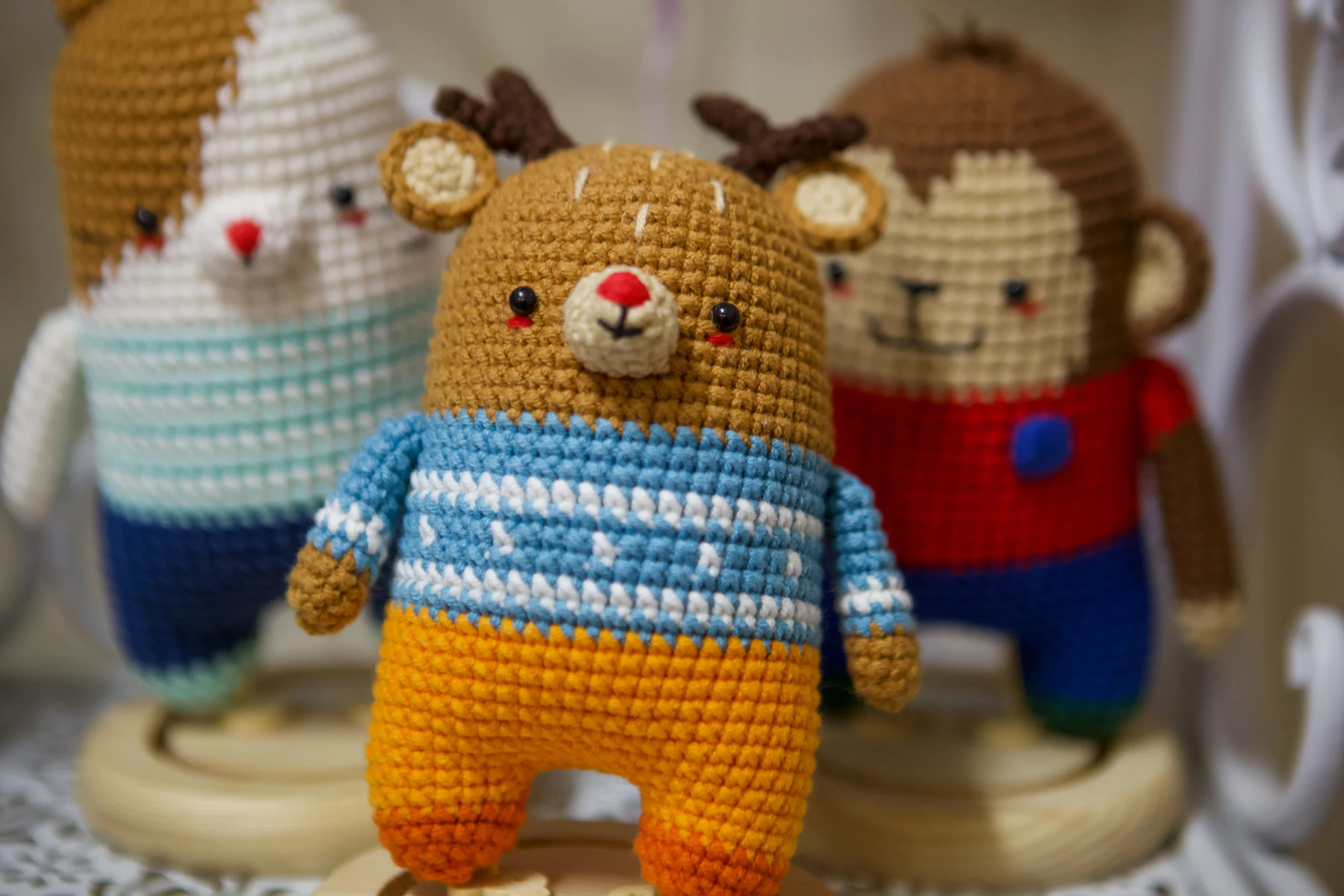unwind craft cafe, keilor east — mamma knows north