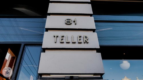 teller