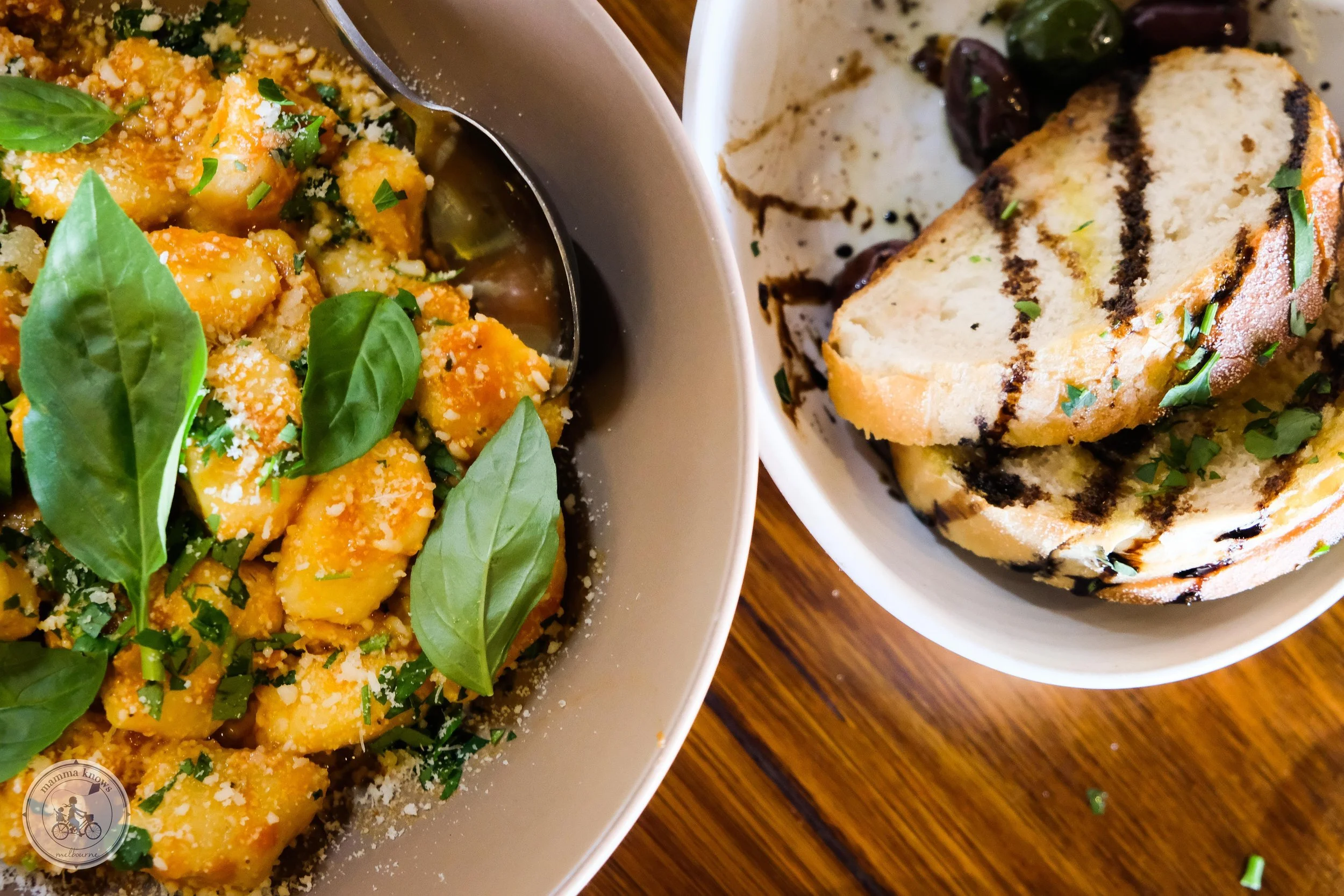 mamma's italian feasts in the north