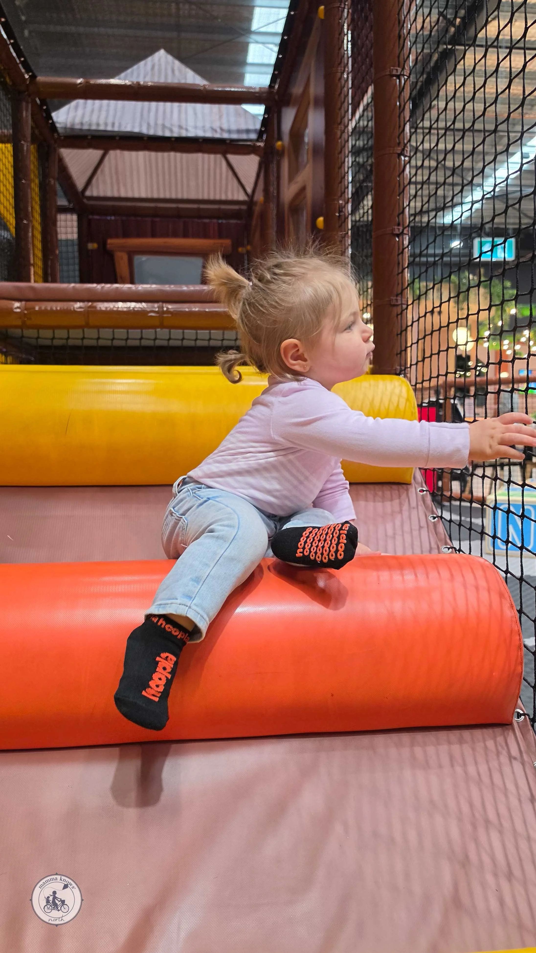 Hoopla, South Morang