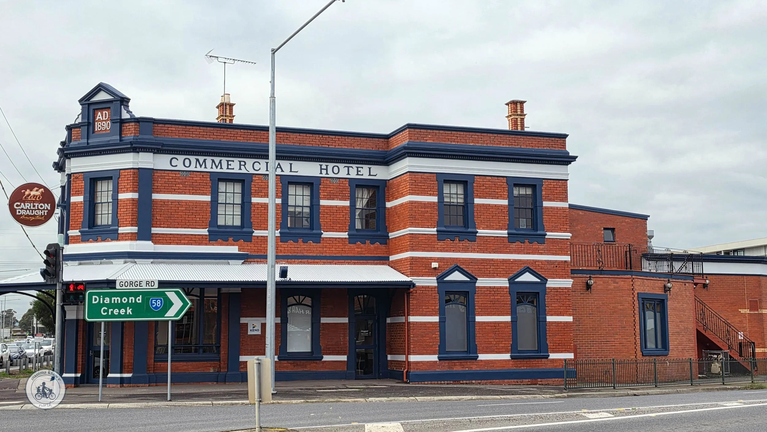 Commercial Hotel South Morang