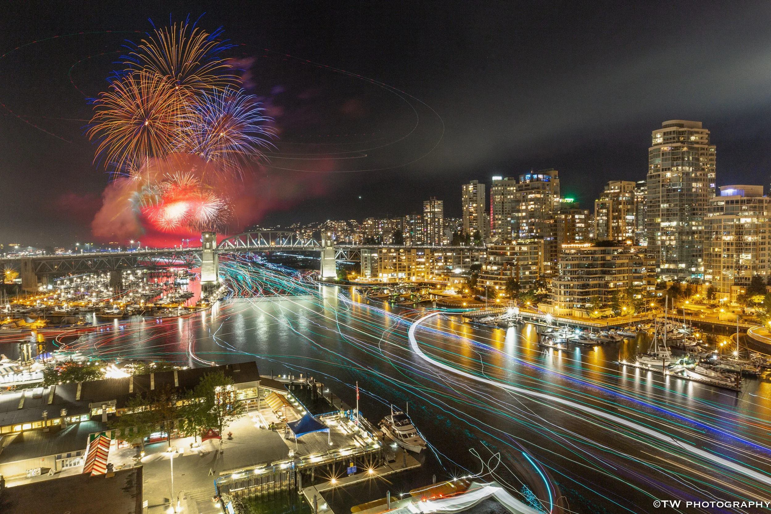 Vancouver Honda Celebration of Light Team Croatia Fireworks over Granville Bridge
