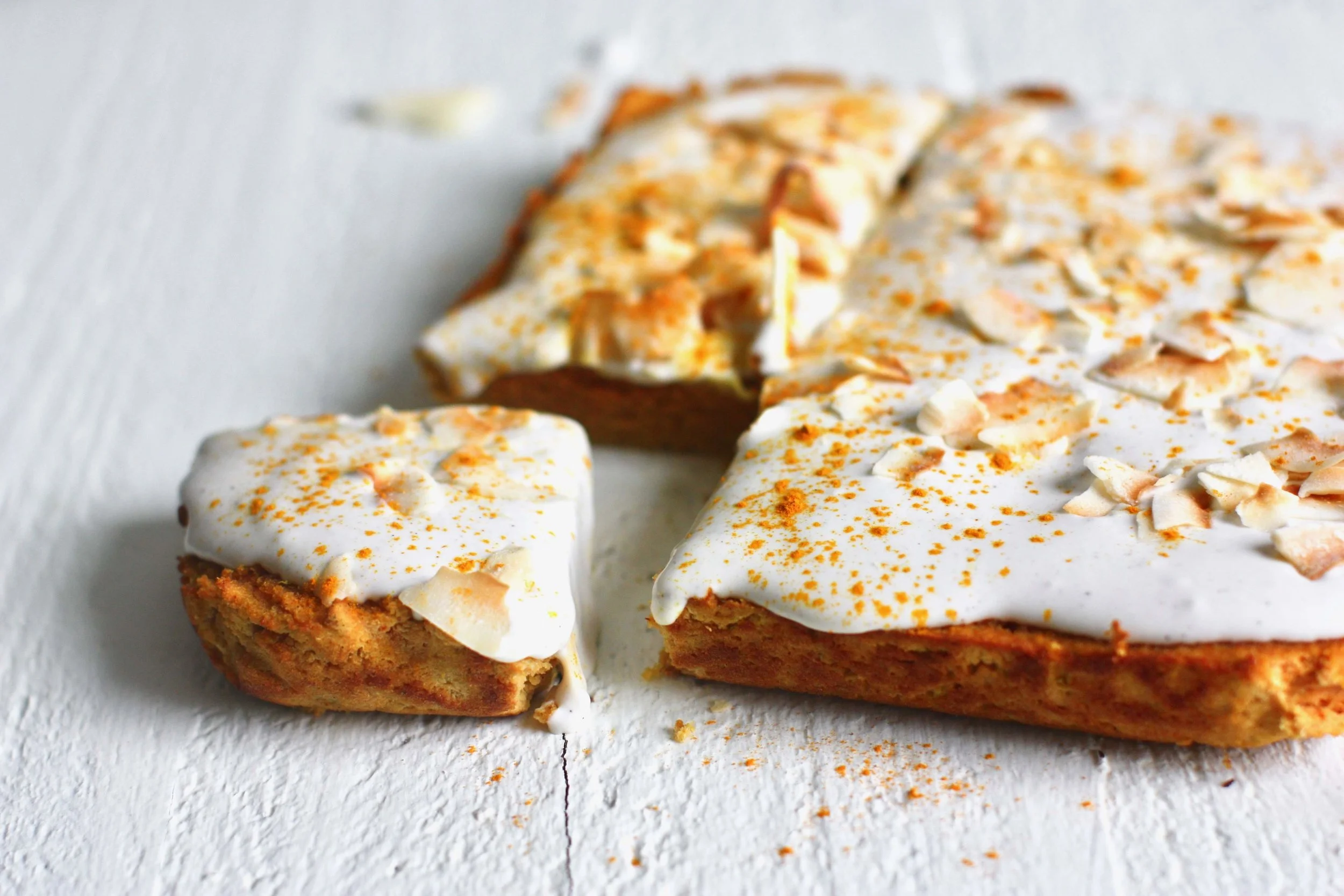  LEMON TURMERIC {GRAIN FREE} SNACKING CAKE