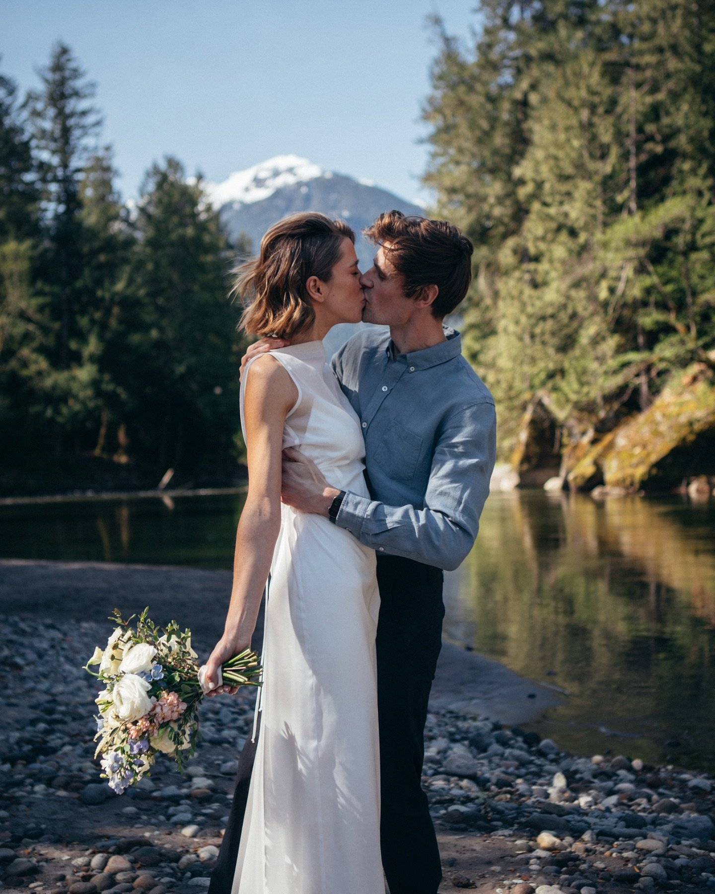 LOVE &amp; LIGHT ✨ A couple of weeks ago, I had the absolute honour of capturing my dear friends&rsquo; elopement in one of the most breathtaking little pockets along the Cheekeye River. The sun was pouring in just right, the water glistening, and ev