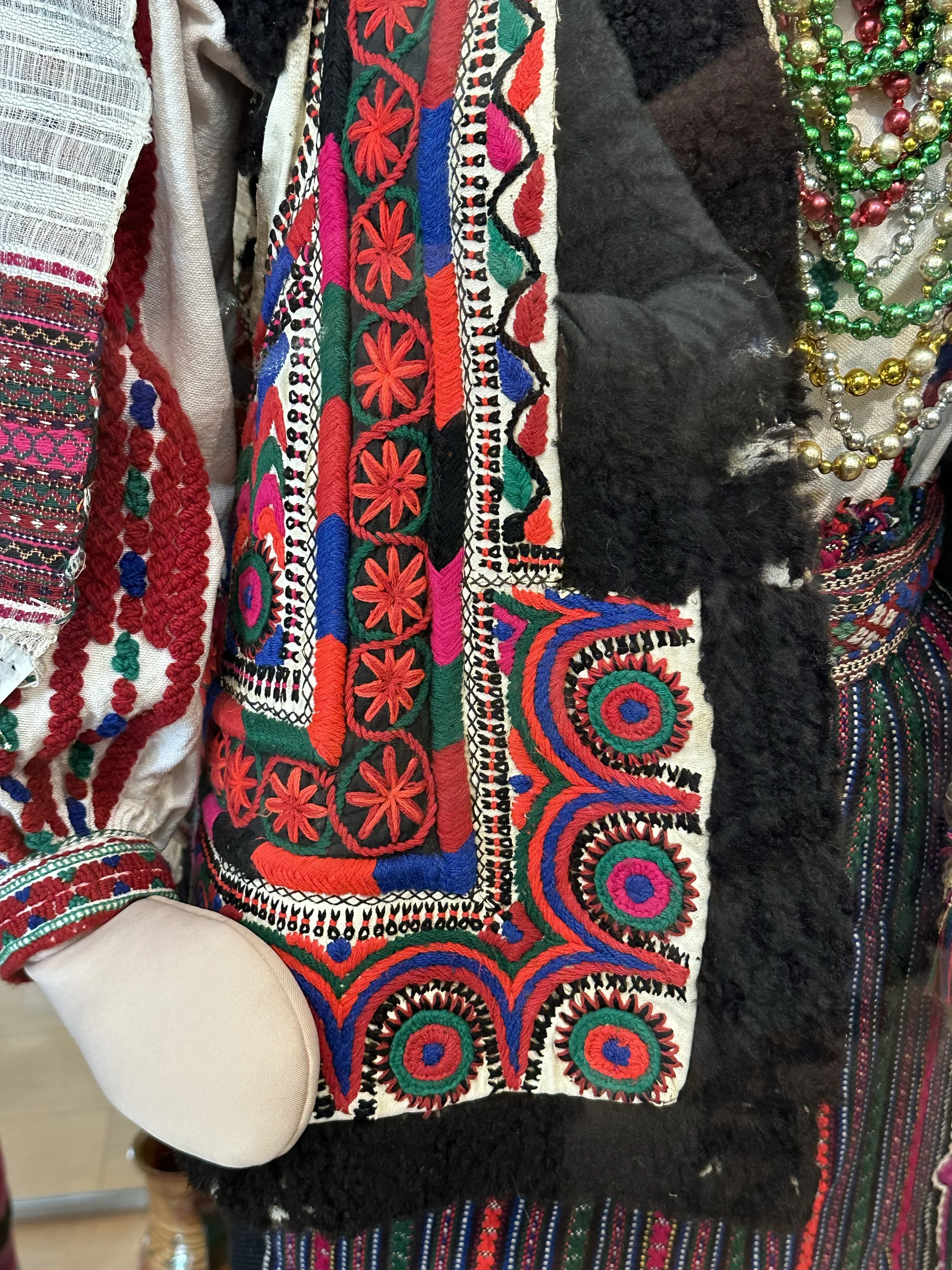 transylvania 9 embroid clothes.jpg