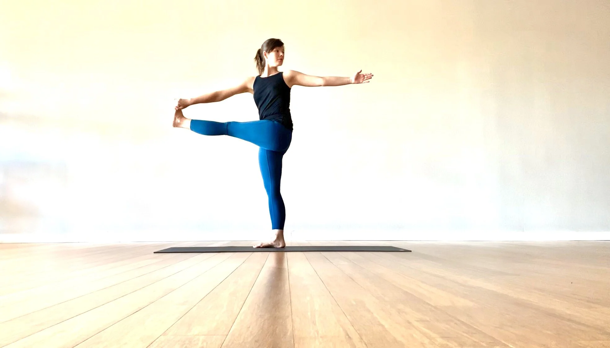 Neptune Direct, PLUS AN ECLIPSE: Your Weekly AstroYoga Forecast 11/24-12/1/2020