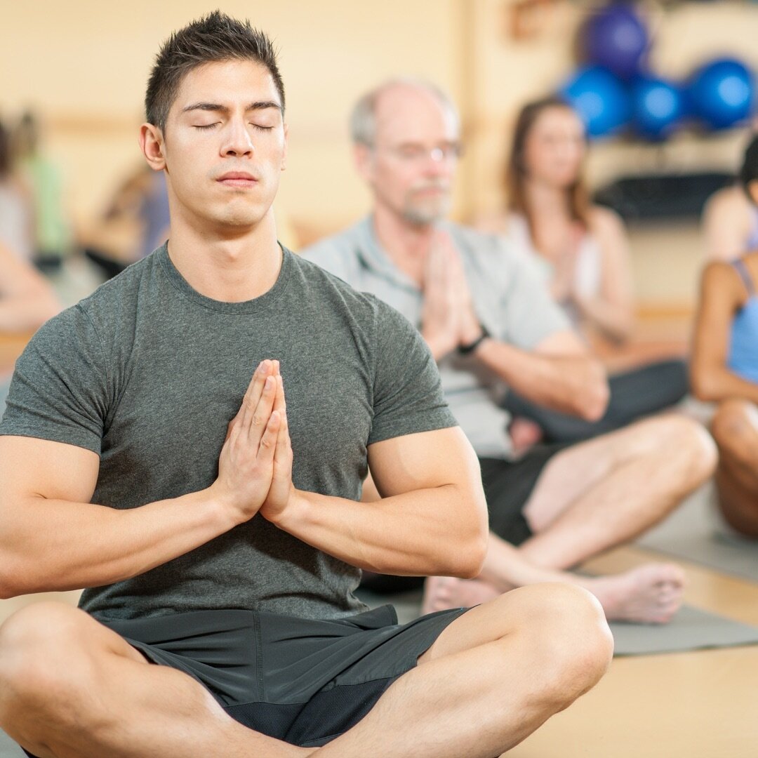 Power Yoga мужчина