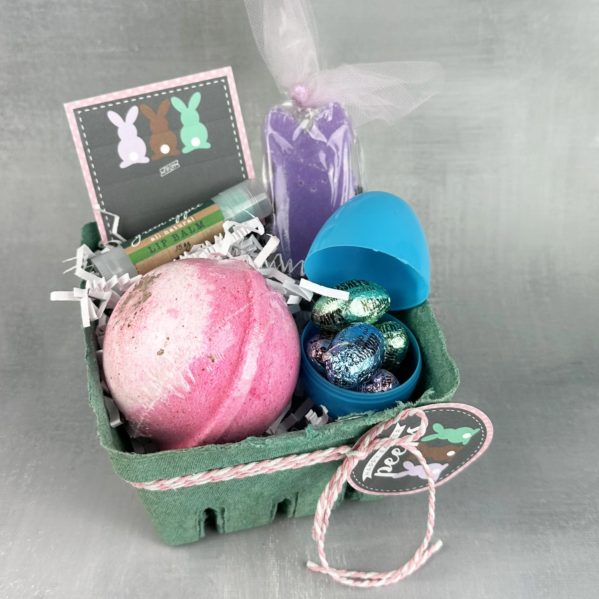 peeps basket1.jpg