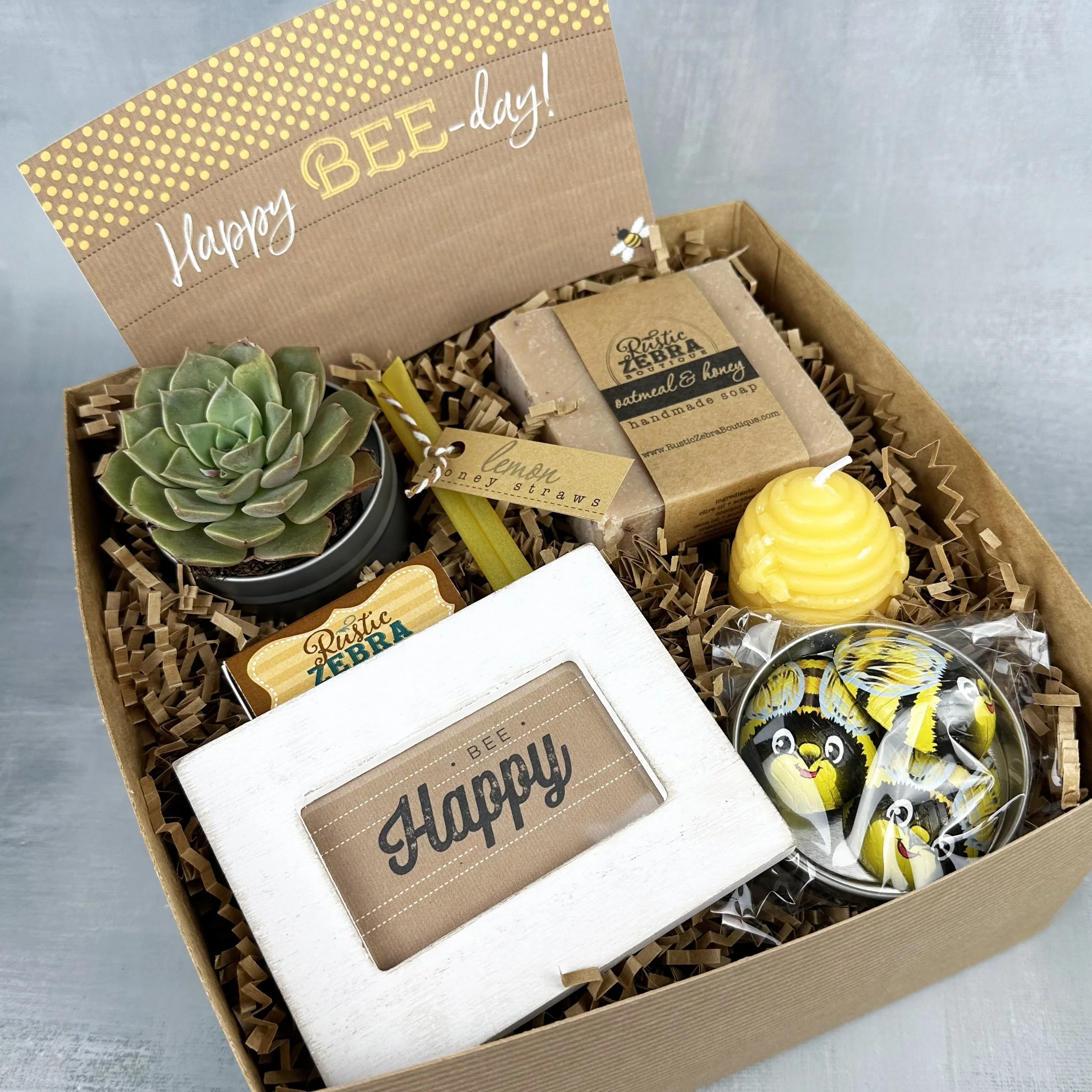 HAPPY BEE-DAY Medium Gift Box