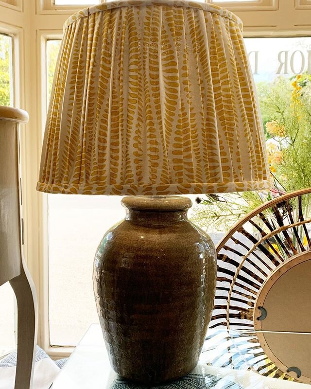 💛Morning💛Just filling the shop window and having a bit of a shift around and I couldn&rsquo;t hold back showing you this gorgeous lampshade - one of a pair - new into George Clark. I&rsquo;ve got it sitting on an all time favourite olive glazed lam