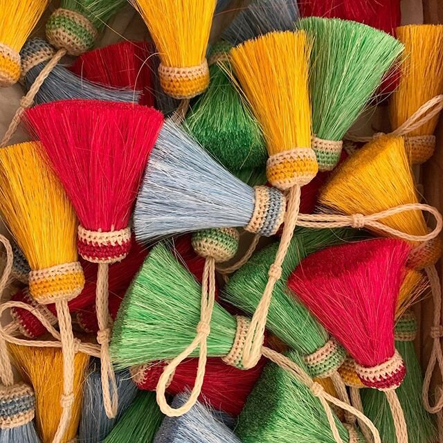 💚💙TASSELS💛❤️ New arrivals in George Clark. Such a treat opening this box of delights! Fabulous horsehair tassels. &pound;22.00 each and waiting to be hung on cupboards, keys, door handles or for trimming cushions and curtains! #georgeclarkstockbri
