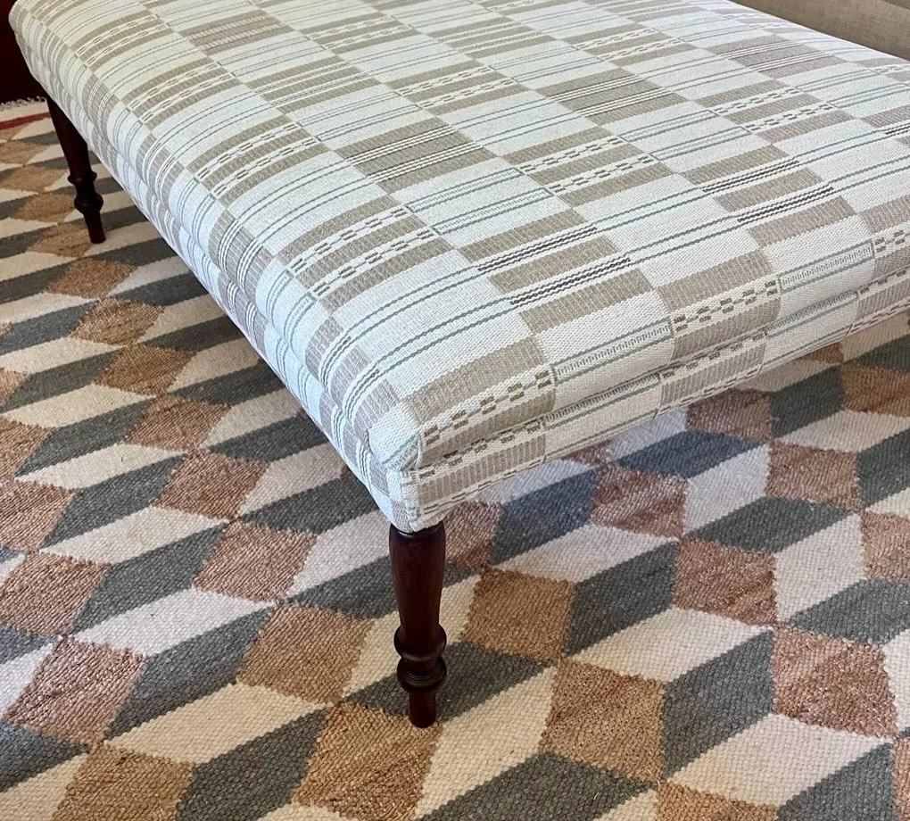 It&rsquo;s been a real joy to see how this sitting room in Nairobi has come together. I had a speedy, two hour meeting at the shop one morning with the owner of this house a few months ago whilst she was in the UK for work. And I&rsquo;m now delighte