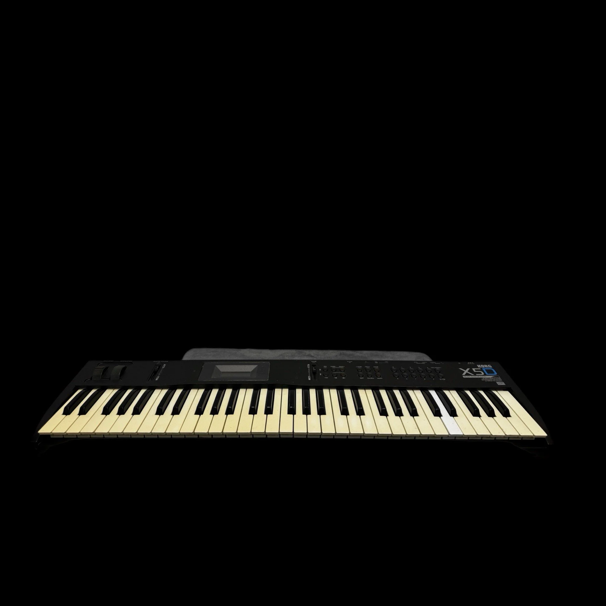 Korg X5D Pic.1.jpg