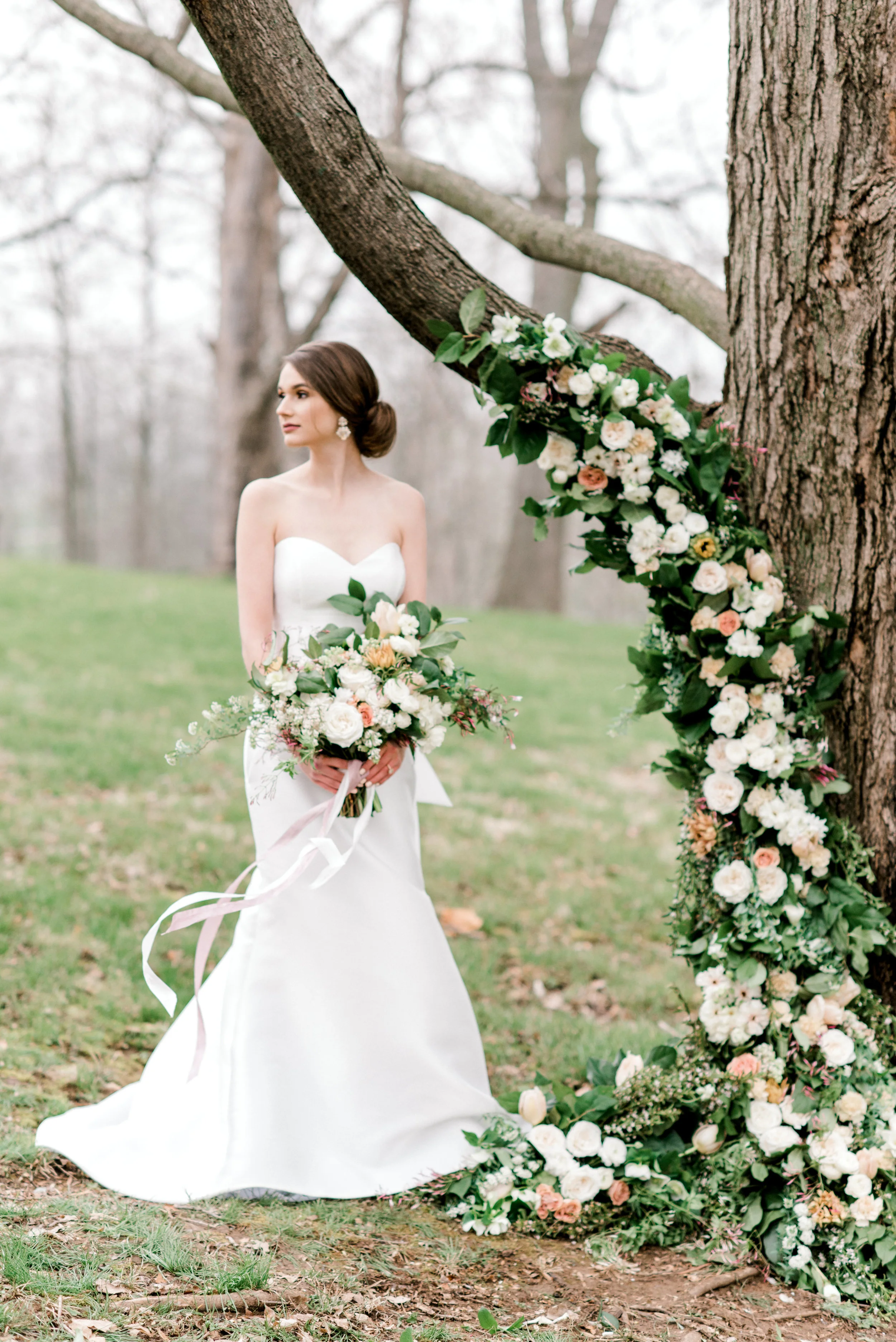 lovely-leaves-floral-elegant-wedding